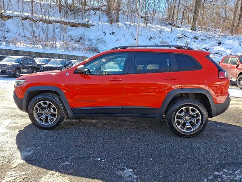 Used 2021 Jeep Cherokee Trailhawk w/ Sun, Sound & Nav Group image 4
