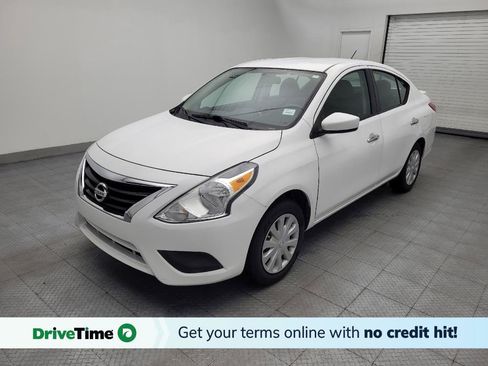 Used 2019 Nissan Versa SV FWD image 1
