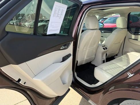 Used 2023 Buick Envision Avenir FWD image 16