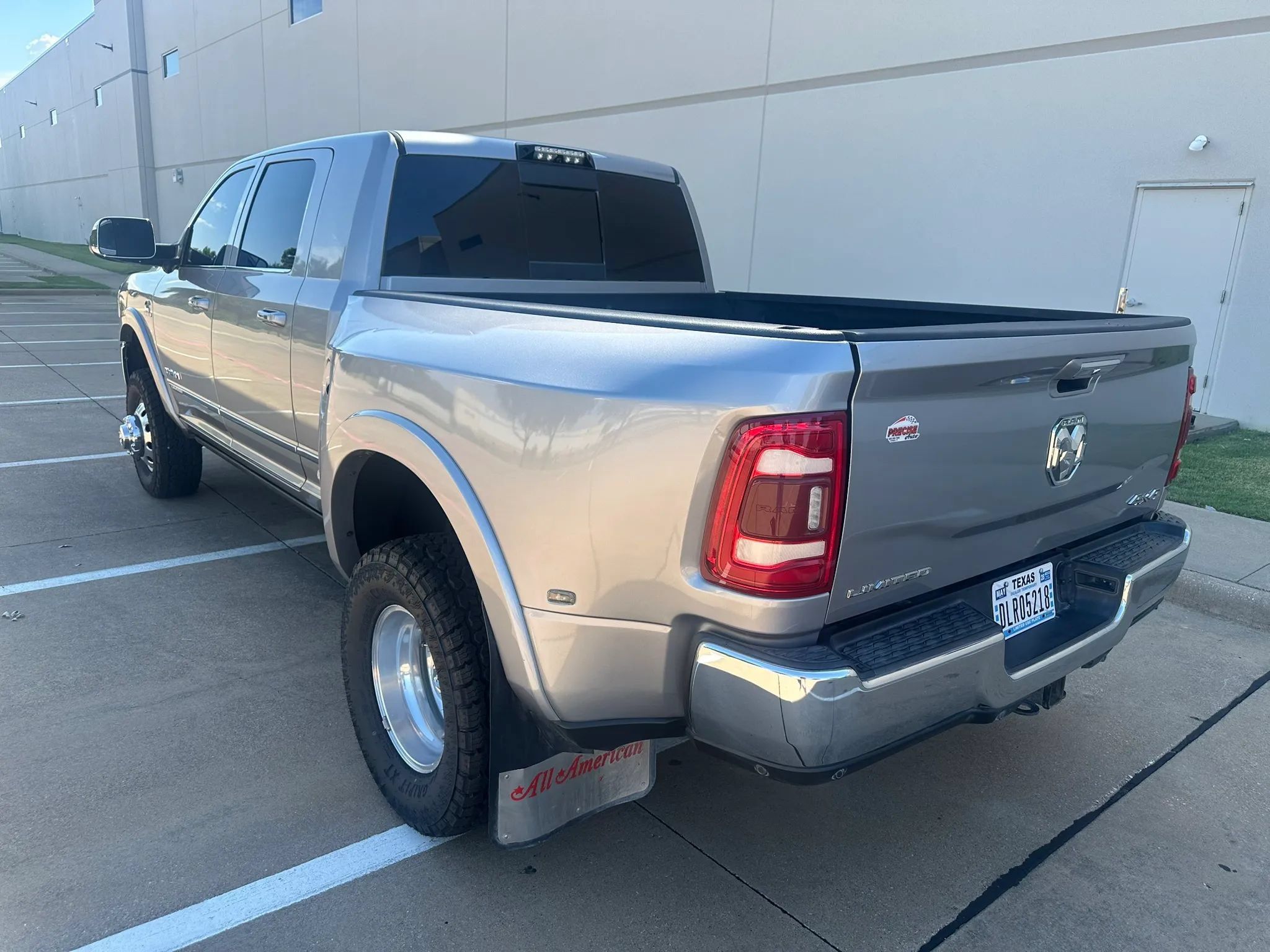 Used 2020 RAM 3500 Limited AWD/4WD image 13