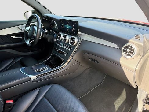 Used 2022 Mercedes-Benz GLC 300 image 16