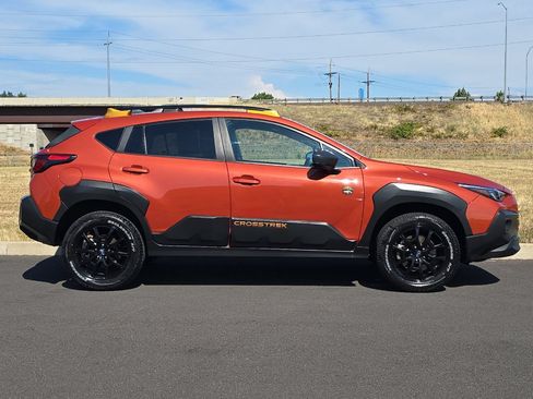 Used 2024 Subaru Crosstrek 2.5i Wilderness w/ Crosstrek Mirror Package AWD/4WD image 2