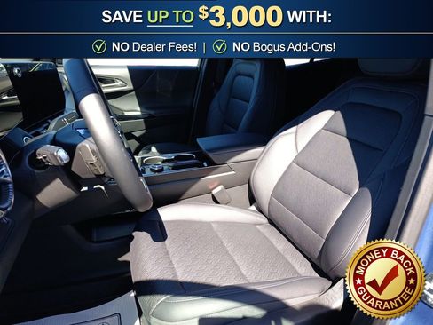 Used 2026 Chevrolet Equinox LT w/ Convenience Package II image 14