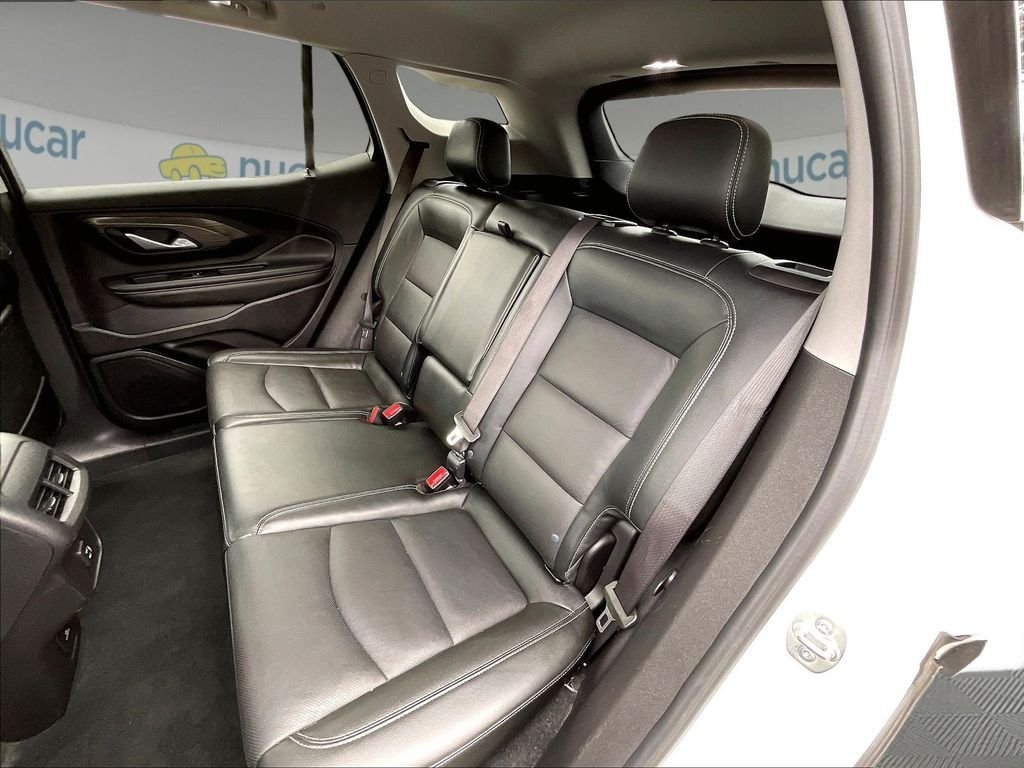 Used 2024 GMC Terrain SLT AWD/4WD image 14