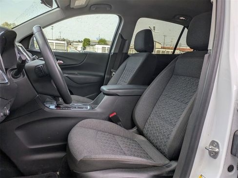 Used 2022 Chevrolet Equinox LT image 13