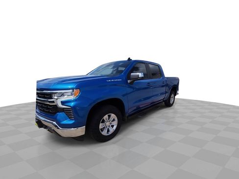 Used 2022 Chevrolet Silverado 1500 LT AWD/4WD image 4