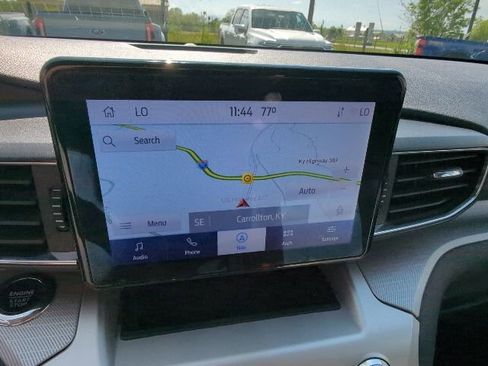 Used 2022 Ford Explorer XLT w/ Equipment Group 202A image 37