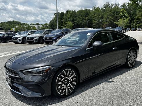 Certified 2025 Mercedes-Benz CLE 300 4MATIC Coupe image 4
