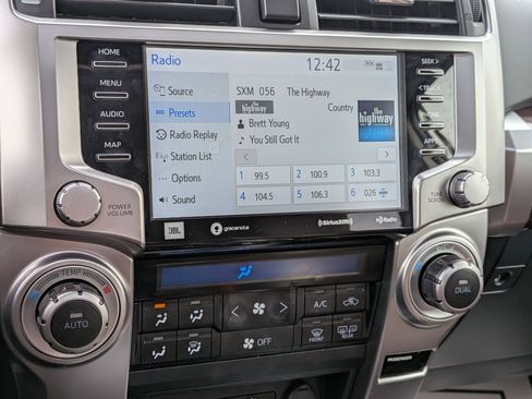 Used 2022 Toyota 4Runner Limited image 20