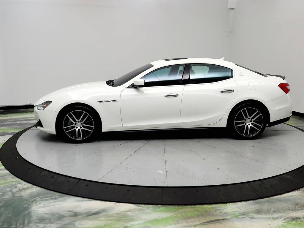 Used 2016 Maserati Ghibli RWD image 8