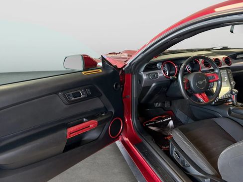 Used 2015 Ford Mustang GT RWD image 11