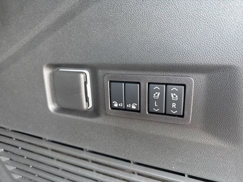 New 2026 Chevrolet Tahoe Premier image 12