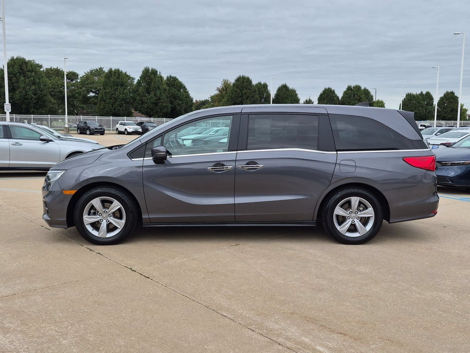 Used 2019 Honda Odyssey EX-L image 10