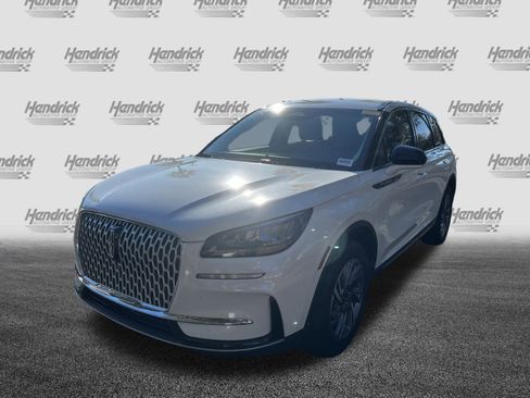 Used 2023 Lincoln Corsair FWD image 5