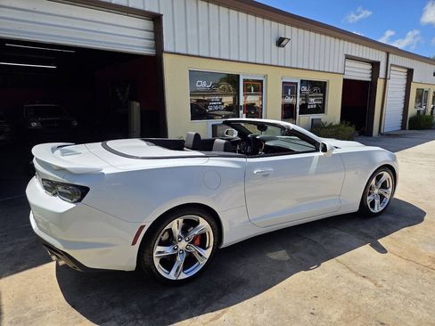 Used 2023 Chevrolet Camaro SS RWD image 20