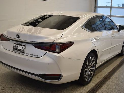 Used 2021 Lexus ES 250 w/ Premium Package AWD/4WD image 11