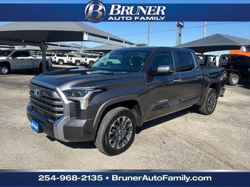 Used 2024 Toyota Tundra Limited image 1
