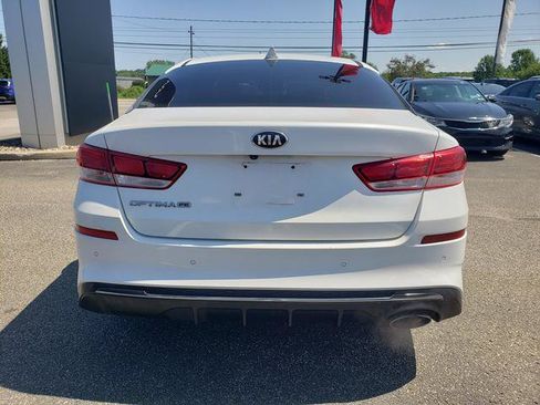 Used 2019 Kia Optima LX FWD image 4