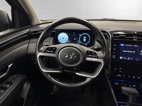 Used 2023 Hyundai Tucson SEL w/ Convenience Package AWD/4WD image 12