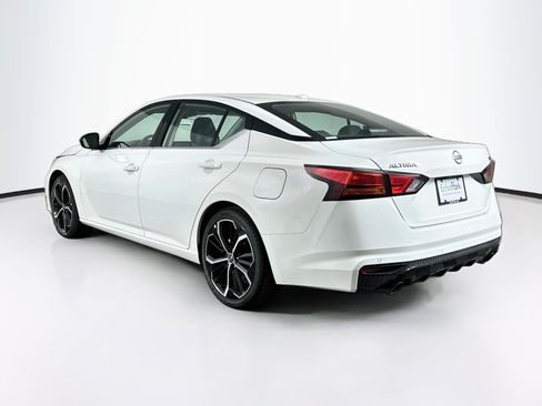 Used 2025 Nissan Altima 2.5 SR FWD image 5