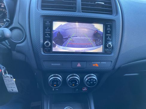 Used 2024 Mitsubishi Outlander Sport ES image 14