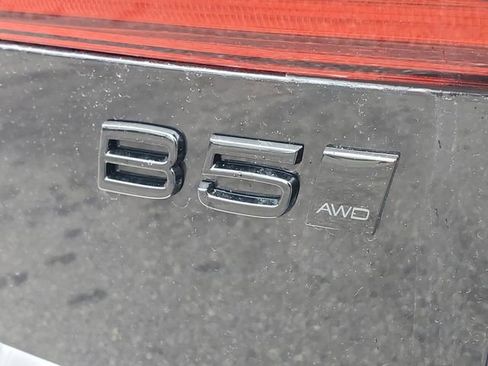 New 2026 Volvo XC60 B5 Ultra w/ Protection Package Premier AWD/4WD image 8