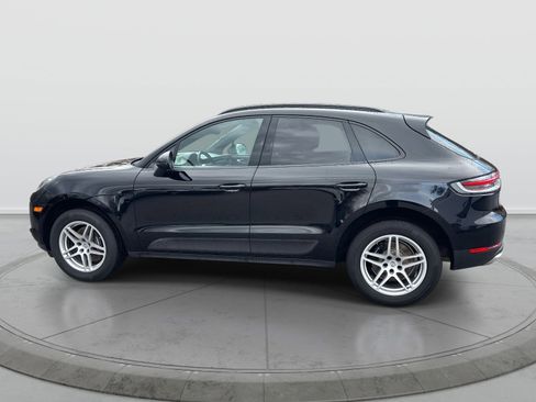 Used 2021 Porsche Macan w/ Driver Memory Package image 5