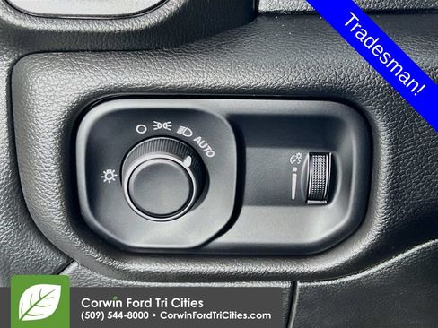 Used 2024 RAM 4500 Tradesman w/ Chrome Appearance Group AWD/4WD image 18