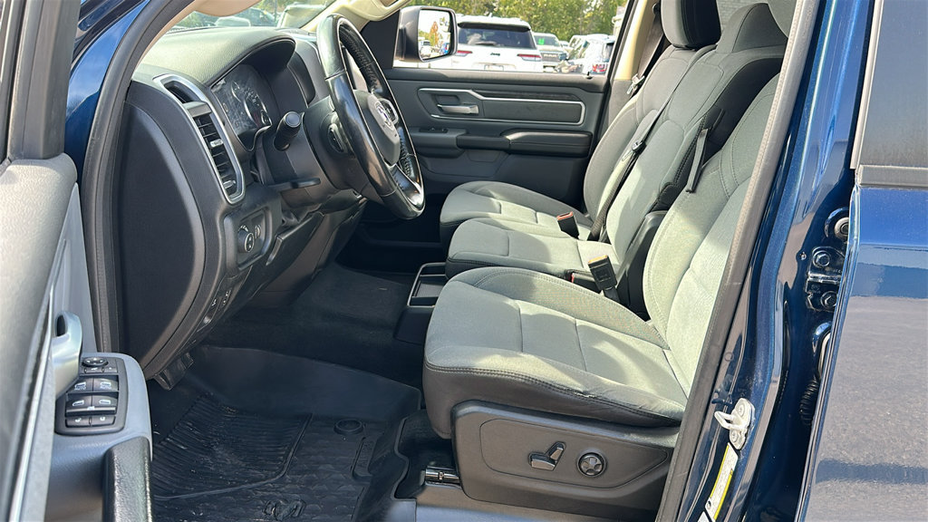 Used 2020 RAM 1500 Big Horn AWD/4WD image 16