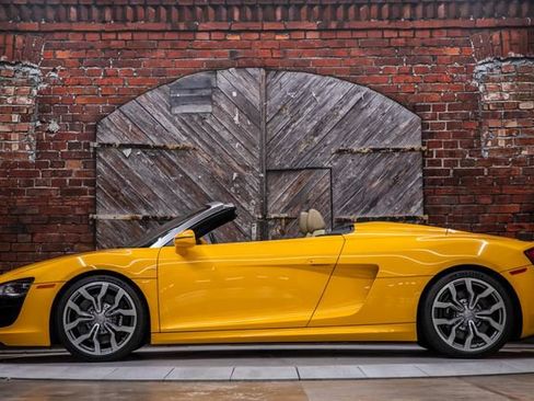 Used 2011 Audi R8 V10 AWD/4WD image 6