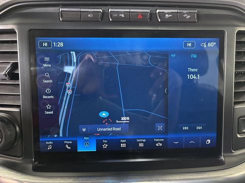 Used 2022 Ford F150 Lariat w/ Equipment Group 502A High image 19