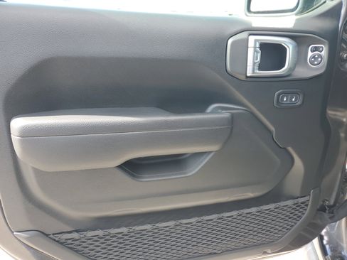 Used 2022 Jeep Wrangler Unlimited Rubicon 4xe w/ Safety Group image 27