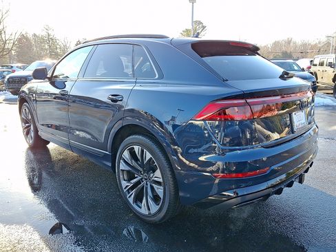 Used 2025 Audi Q8 Prestige w/ Prestige Package image 4