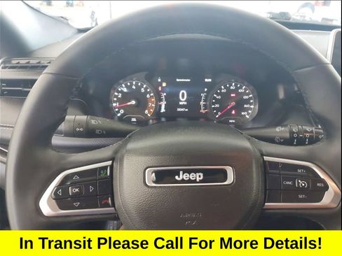 Used 2023 Jeep Compass Latitude w/ Convenience Group AWD/4WD image 4