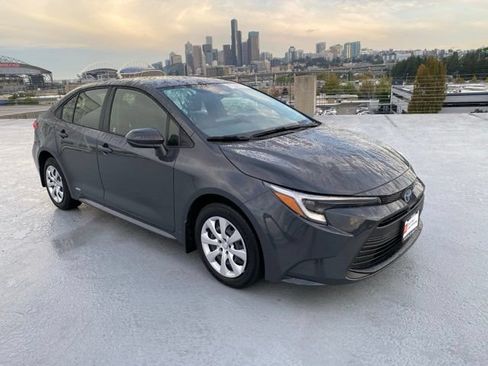 Certified 2023 Toyota Corolla LE AWD/4WD image 27
