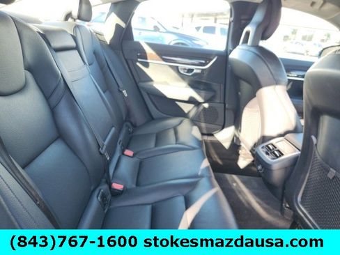 Used 2017 Volvo S90 T5 Momentum w/ Convenience Package image 23
