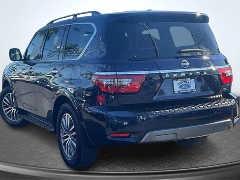 Used 2023 Nissan Armada SL image 2