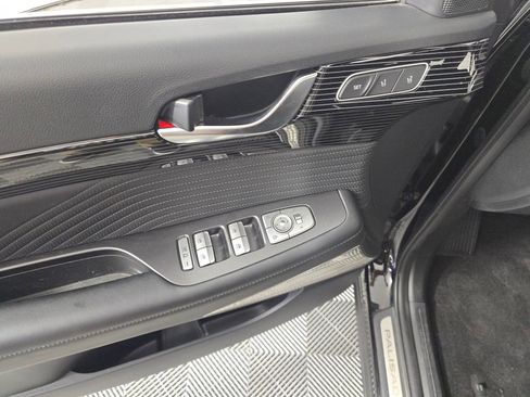 Used 2024 Hyundai Palisade Calligraphy image 21
