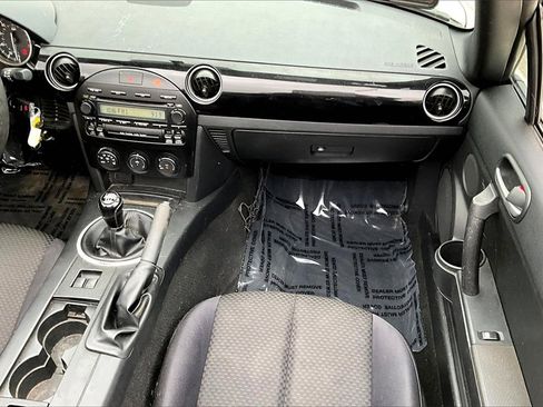Used 2008 MAZDA MX-5 Miata Touring image 24