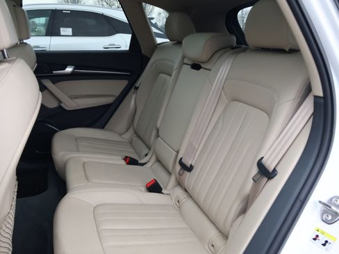 Used 2018 Audi Q5 2.0T Premium Plus w/ Premium Plus Package image 33