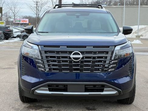 New 2026 Nissan Pathfinder SL image 41