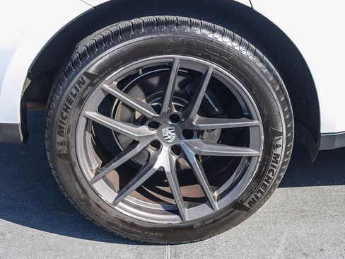 Used 2023 Porsche Macan Turbo AWD/4WD image 12