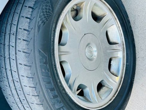 Used 2006 Chrysler 300 Touring RWD image 25
