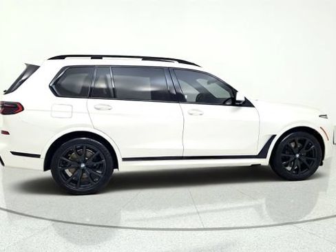 Used 2024 BMW X7 xDrive40i w/ Executive Package AWD/4WD image 10
