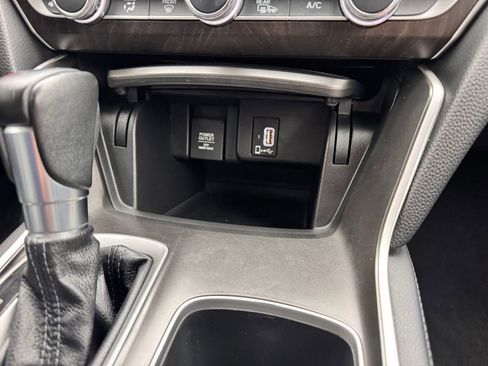 Used 2018 Honda Accord EX-L image 18