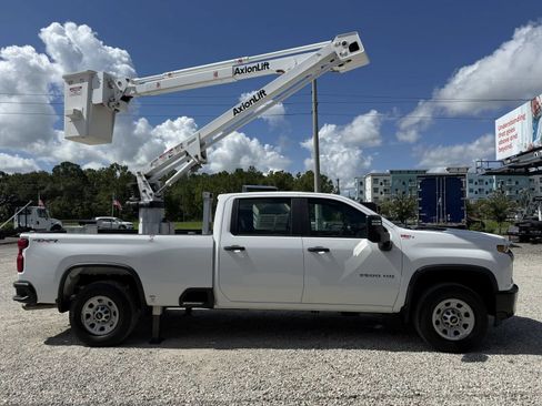 Used 2022 Chevrolet Silverado 3500 W/T w/ WT Fleet Convenience Package AWD/4WD image 4