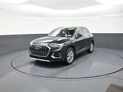 Used 2024 Audi Q3 2.0T Premium image 7