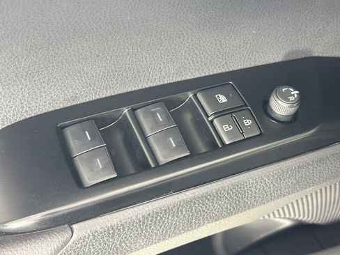 Used 2025 Toyota Camry LE image 17