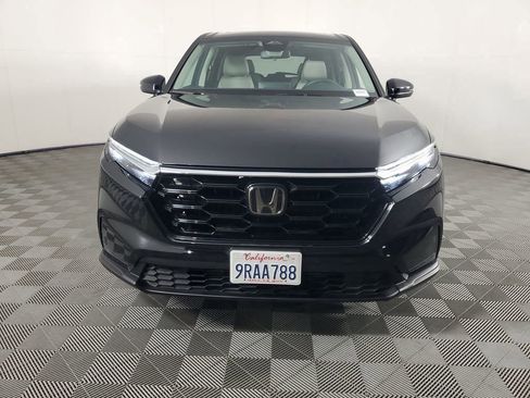Used 2025 Honda CR-V EX image 9