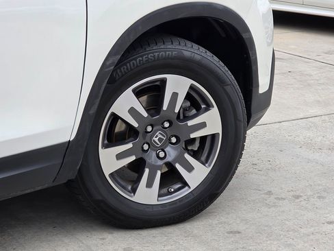Used 2017 Honda Ridgeline RTL image 13